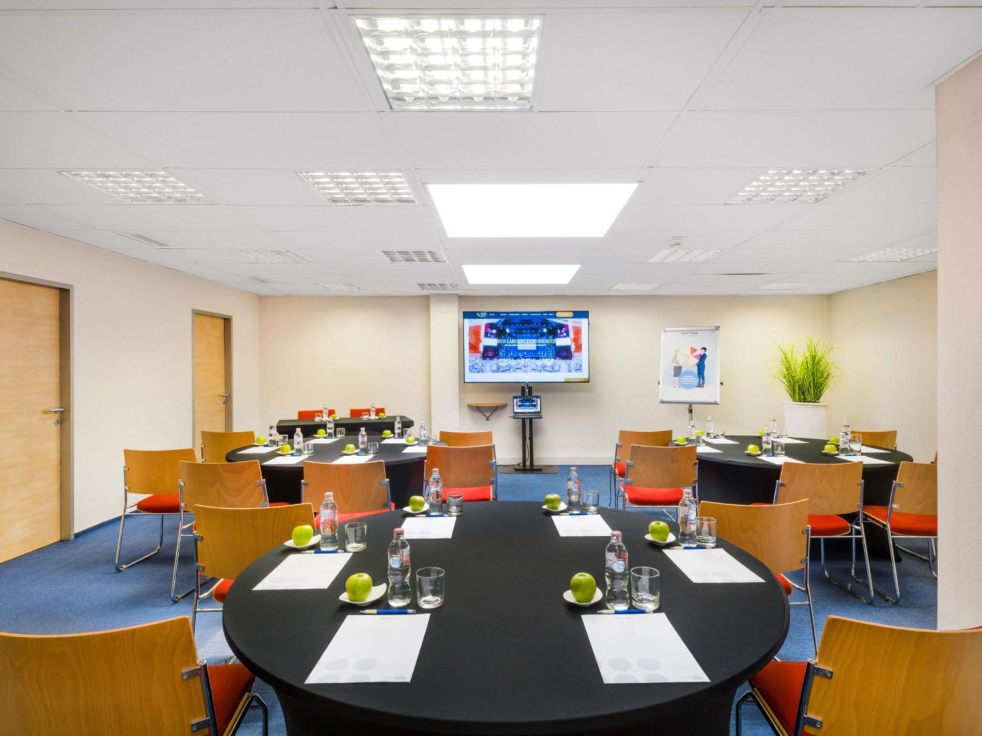 מלון Novotel