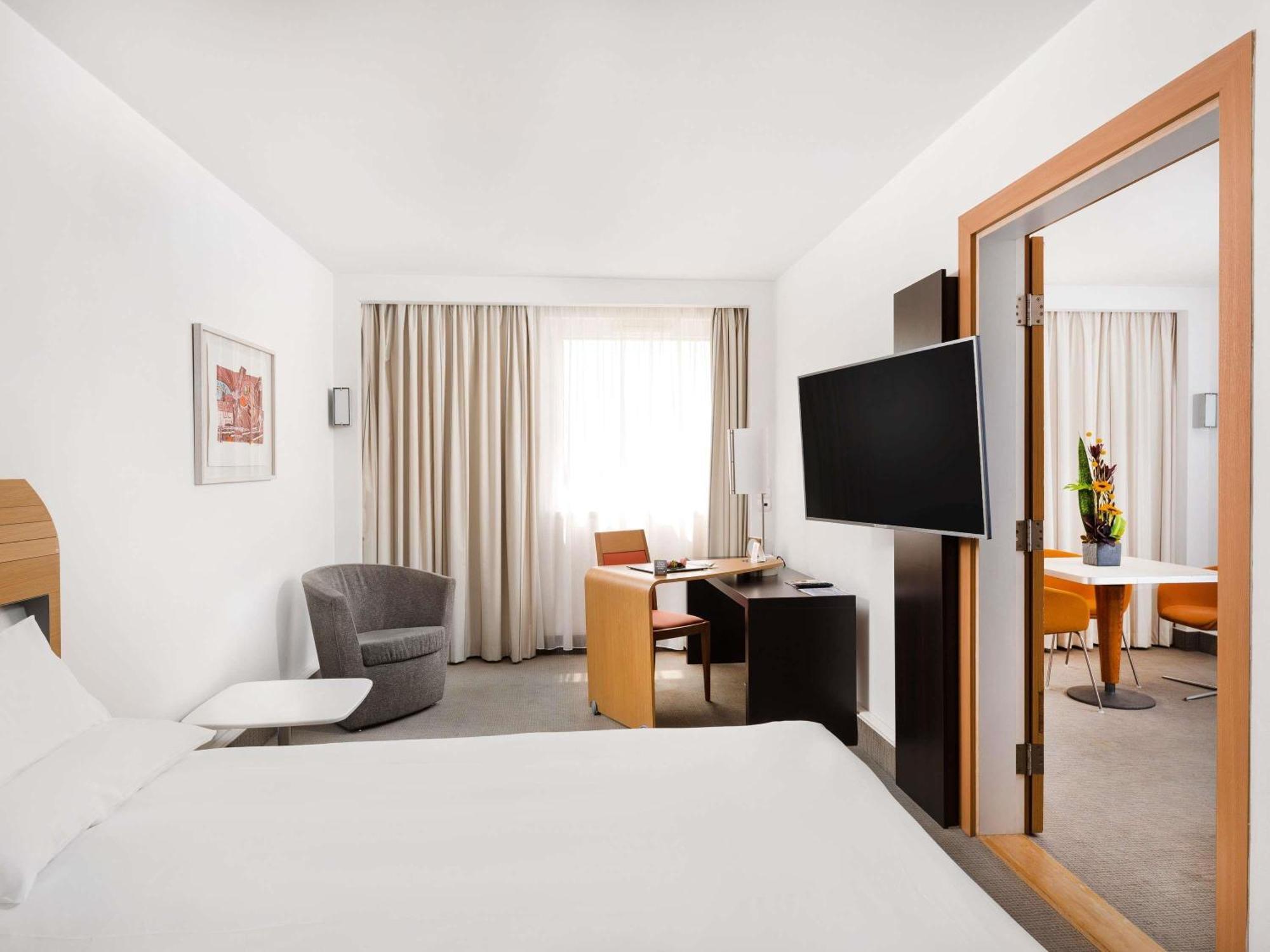 Novotel Hotel